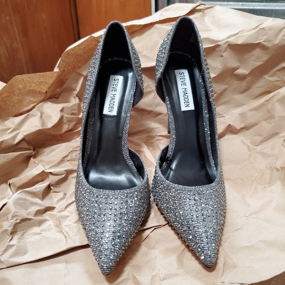 Steve Madden Proper Rockstar Pumps - Picture 3 of 7